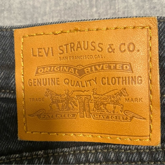 Levi’s Wedgie Black Washed Denim Jeans - Picture 9 of 9